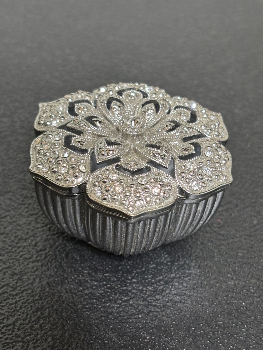Marks & Spencer Bling Floral Shape Silver Tone Trinket Box Rhinestone